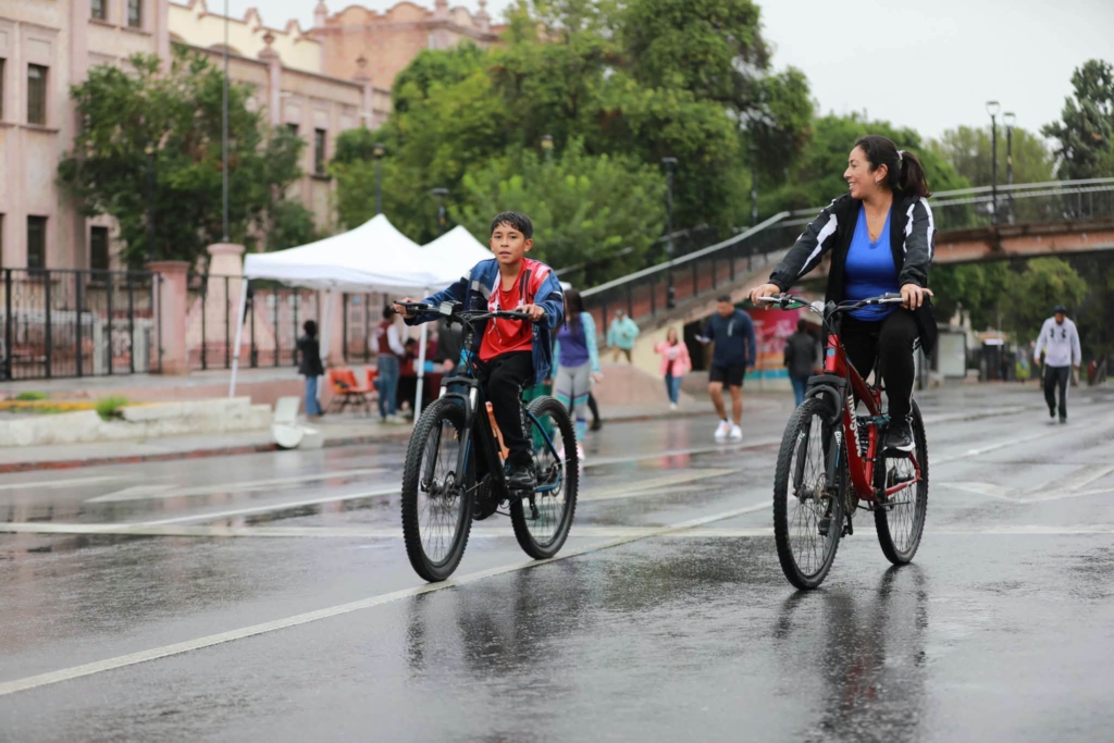 Se activan familias saltillenses en la Ruta Recreativa
