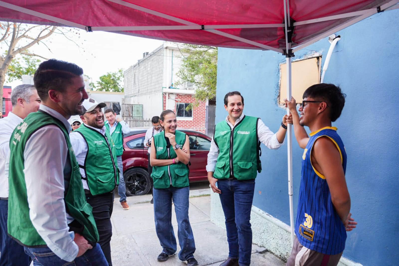 Sonia Villarreal y Memo Ruiz fortalecen cercanía con familias de Piedras Negras