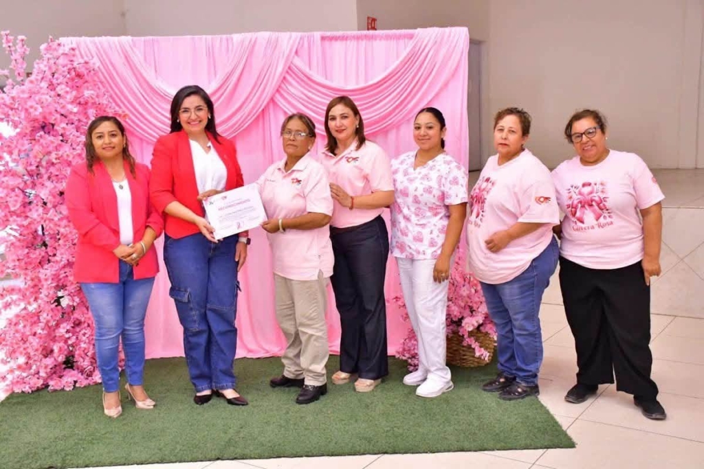 Promueven la concientización sobre el cáncer de mama en Nava