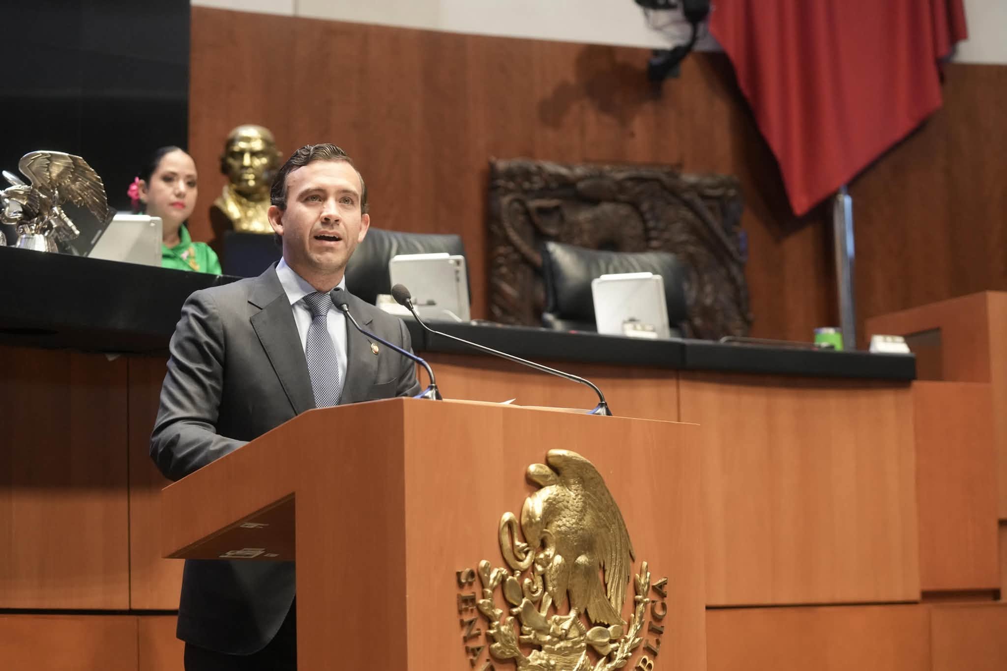 Va Gabriel Elizondo por más inversión y empleo para la Región Carbonífera
