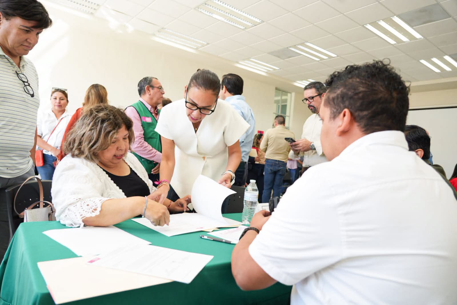 Fortalecen Trabajo en equipo para atender