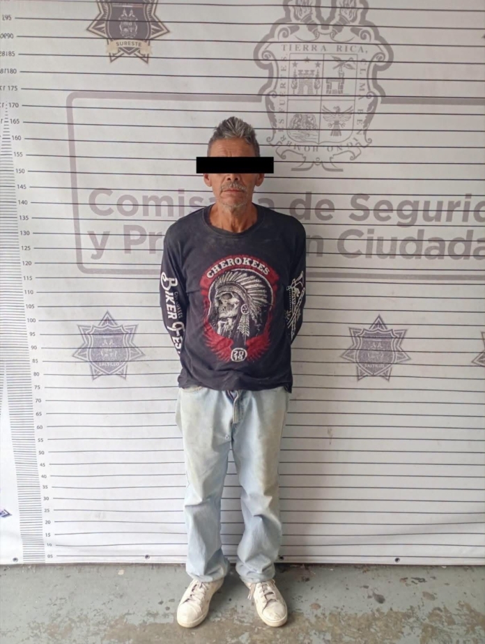 Suma “Tómala Cochino” un detenido más por tirar escombro en arroyo